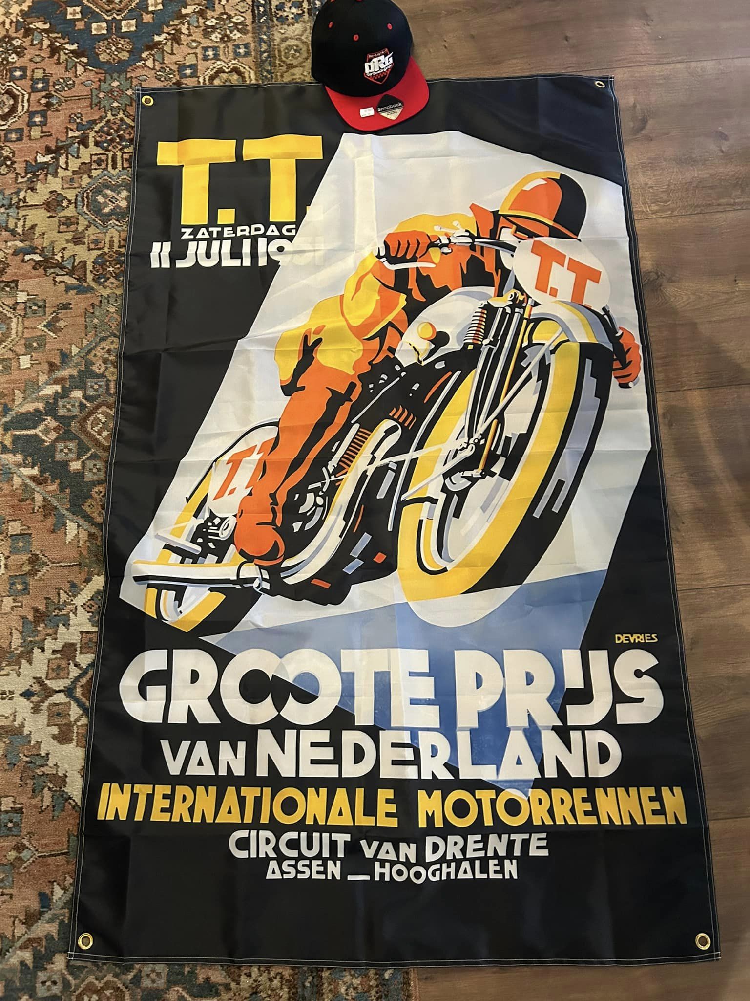 OLD RACEBIKE GARAGE - Visit the SHOP